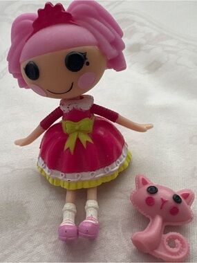 Mini Jewels Sparkle Doll With Cat